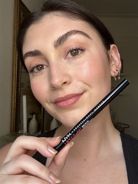 lift and snatch brow pen